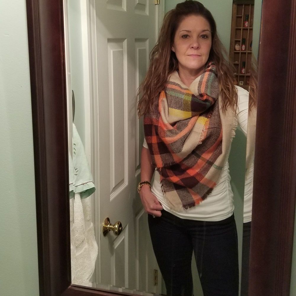 Meet your Posher, Melissa
